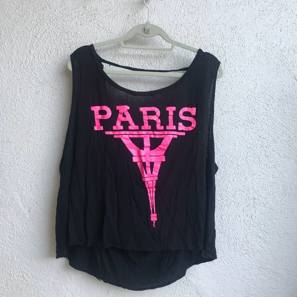 Paris Top by Q store